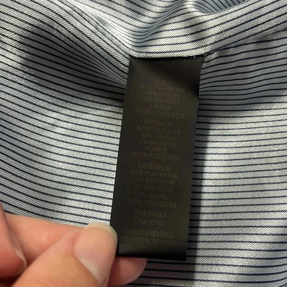 Imperfect Calvin Klein blazer size 10 navy blue blazer built in shoulder pads - Picture 7 of 8